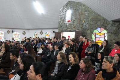 Missa de AÃ§Ã£o de GraÃ§as em louvor ao Bom Jesus em Campo Mendes foi presidida pelo Padre Paulo 
